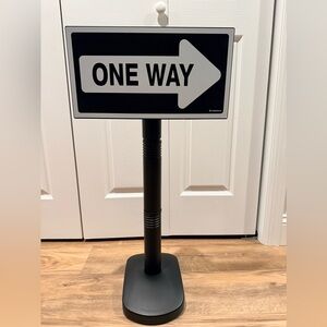 Lakeshore Learning Keep it Safe! Street Sign - One Way